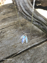 Load image into Gallery viewer, Rainbow Moonstone (white feldspar) Necklace