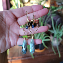 Load image into Gallery viewer, Labradorite & Blue Kyanite Drop Dangle Earrings