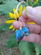 Load image into Gallery viewer, Labradorite Drop Earrings