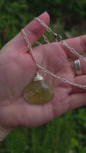 Load and play video in Gallery viewer, Green Garnet (Gossimar)
